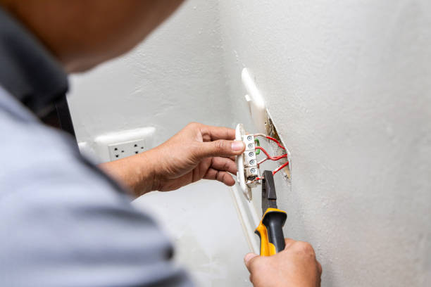 Best Circuit Breaker Repair  in Ritzville, WA